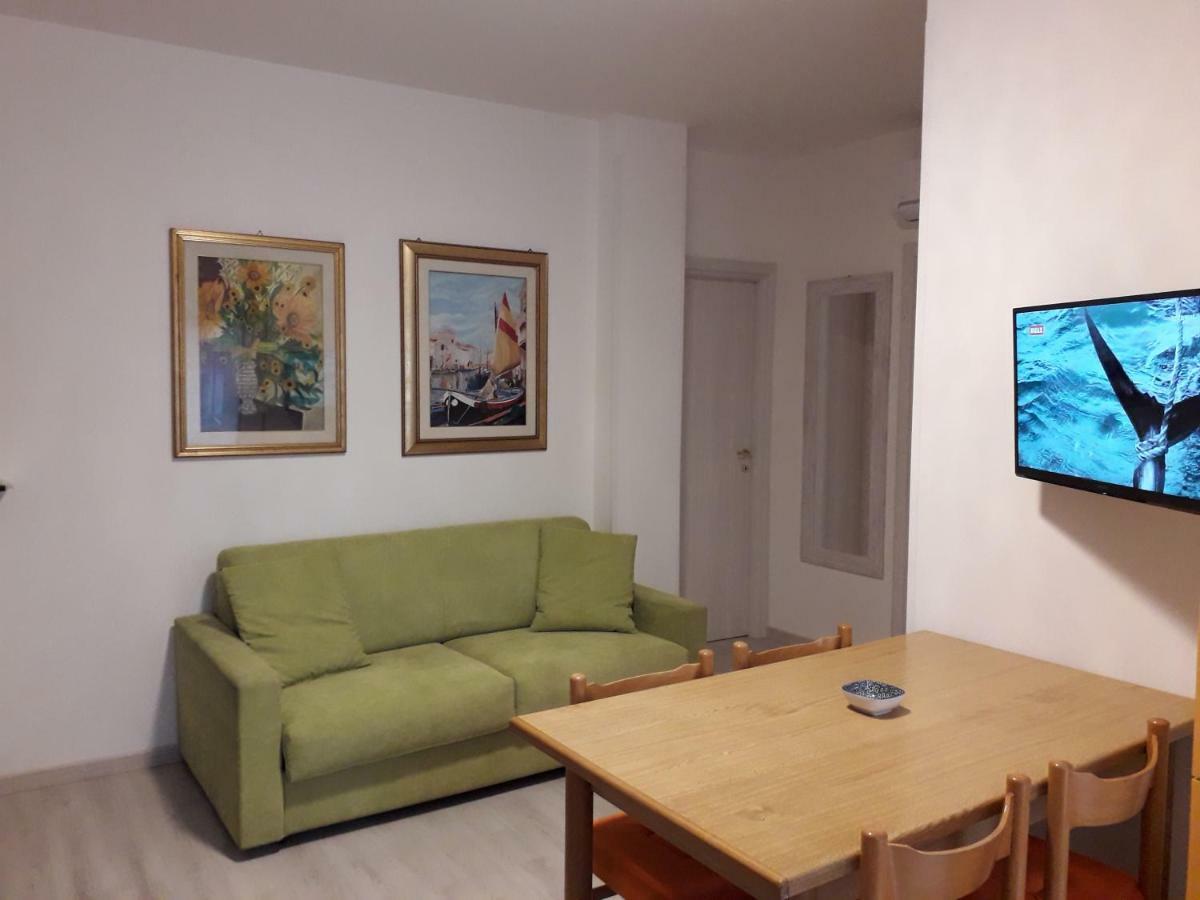 Appartamento Al Mare Lorella 소토마리나 외부 사진